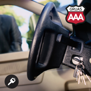 llaves dentro del auto